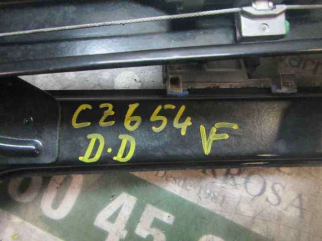 Mechanizm podnoszenia szyby drzwi przednich prawych A2097200846 MERCEDES
