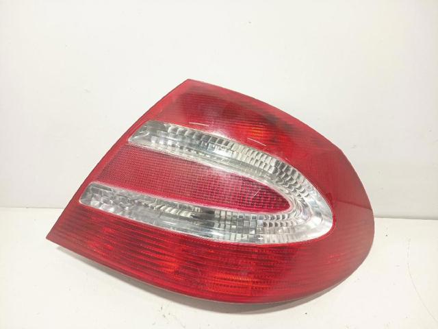 Lampa zespolona tylna prawa A2098200264 MERCEDES