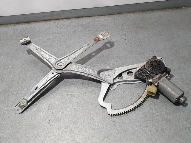 Mechanizm podnoszenia szyby drzwi przednich prawych A2107201246 MERCEDES