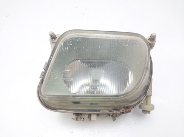 Lampa przeciwmgielna lewa A2108200156 MERCEDES