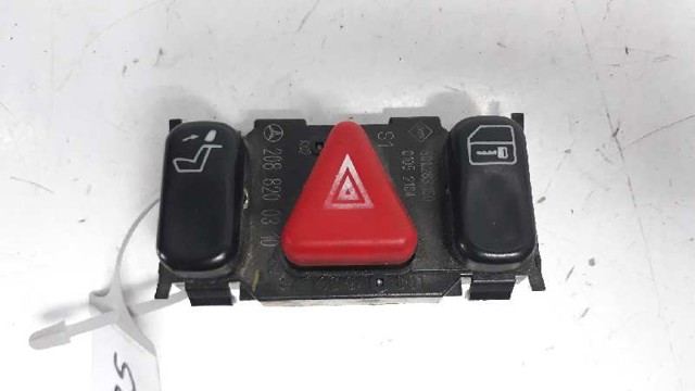 Przycisk włączania światła awaryjnego A2108201310 MERCEDES