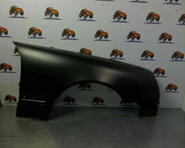 Błotnik przedni prawy A2108800218 MERCEDES