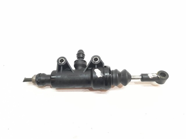 Cylinder sprzęgła główny A2112900112 MERCEDES