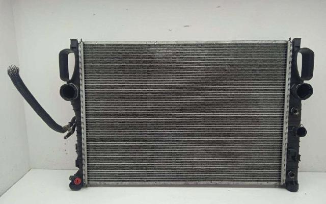 Chłodnica silnika A2115001302 MERCEDES