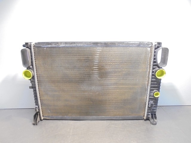 Chłodnica silnika A2115002302 MERCEDES