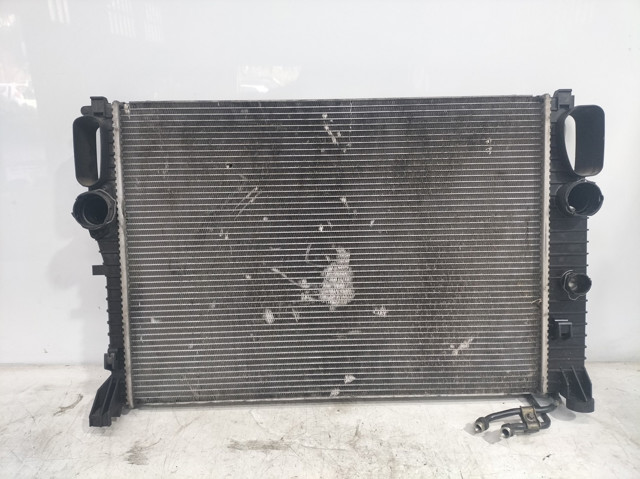 Chłodnica silnika A2115003102 MERCEDES