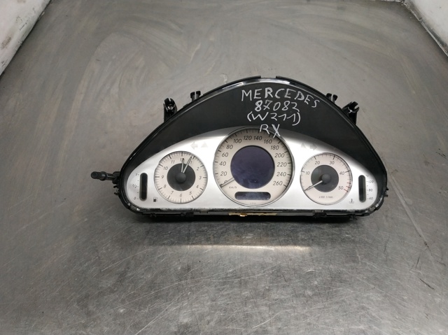 Deska rozdzielcza A2115403547 MERCEDES