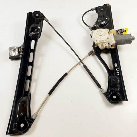 Mechanizm podnoszenia szyby drzwi przednich prawych A2117200246 MERCEDES