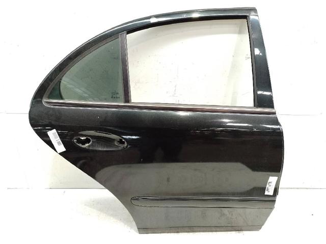 Drzwi tylne prawe A2117300205 MERCEDES