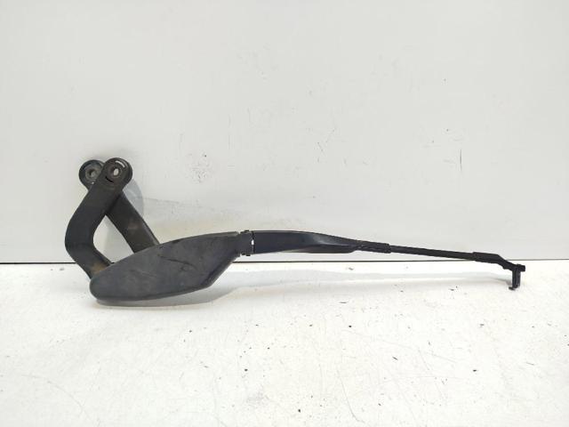 Ramię wycieraczki szyby przedniej A2118200444 MERCEDES