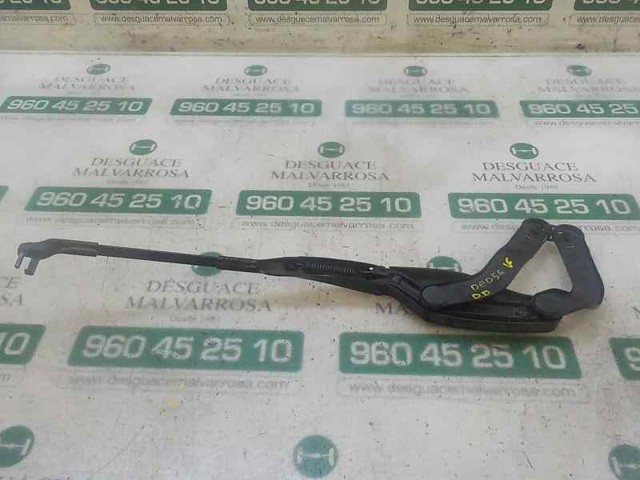 Ramię wycieraczki szyby przedniej A2118200444 MERCEDES