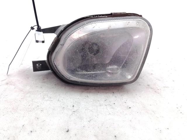 Lampa przeciwmgielna lewa A2118200556 MERCEDES