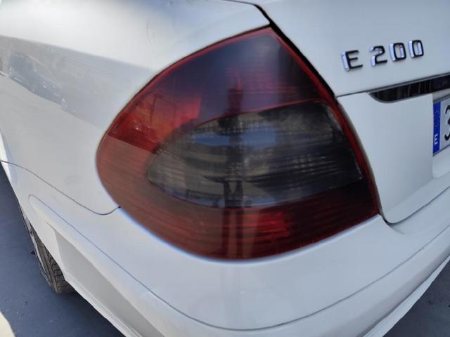 Lampa zespolona tylna lewa zewnętrzna A2118202364 MERCEDES