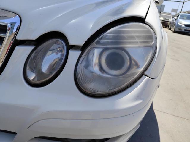 Reflektor lewy A211820296128 MERCEDES