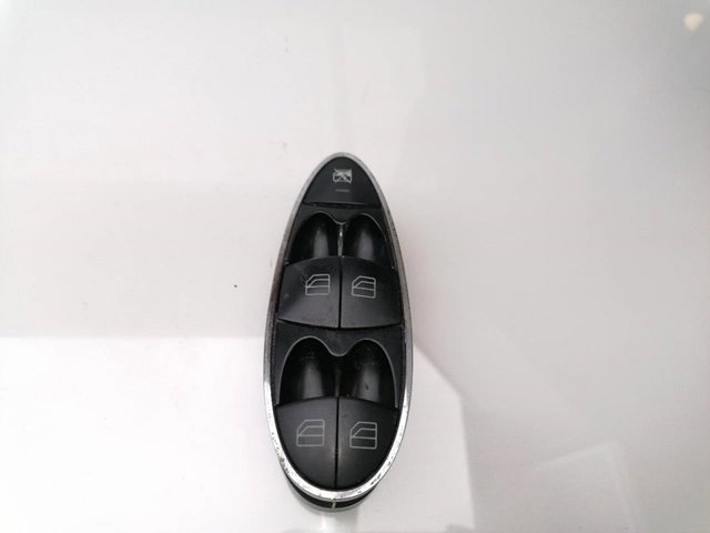 A2118213679 Mercedes