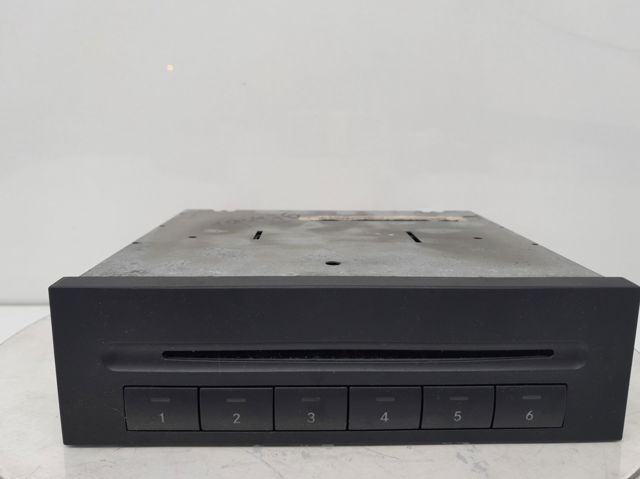 Radioodtwarzacz (radio AM/FM) A2118275542 MERCEDES
