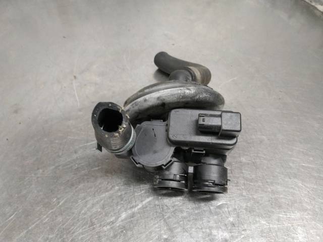 Zawór nagrzewnicy (ogrzewacza) A2118320084 MERCEDES