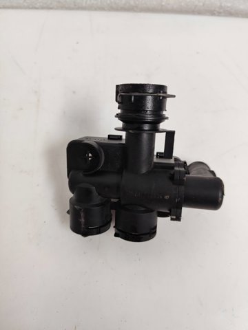 Zawór nagrzewnicy (ogrzewacza) A2118320584 MERCEDES