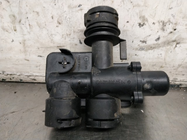 Zawór nagrzewnicy (ogrzewacza) A2118320584 MERCEDES