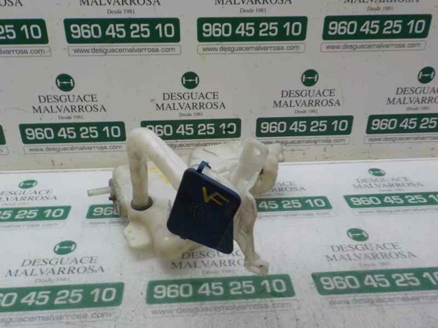 Zbiorniczek spryskiwacza szyb A2118690120 MERCEDES
