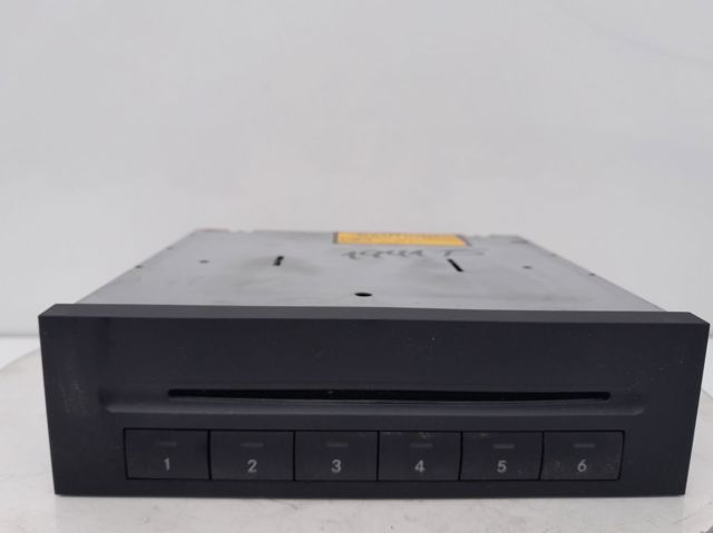 Radioodtwarzacz (radio AM/FM) A2118706189 MERCEDES
