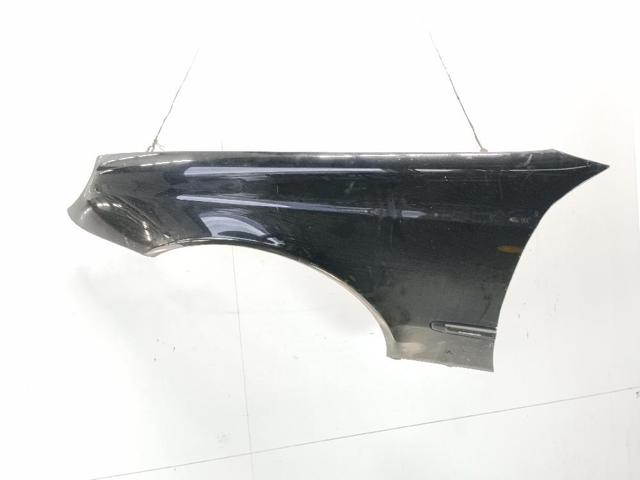 Błotnik przedni lewy A2118801318 MERCEDES