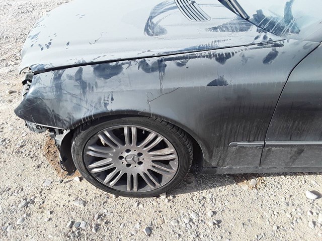 A2118801318 Mercedes