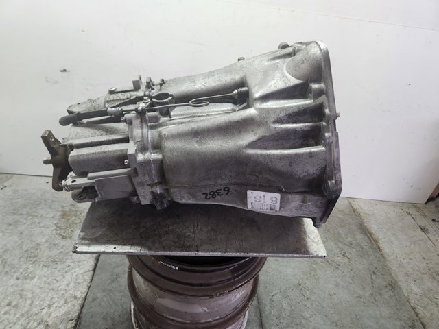 Mechaniczna skrzynia biegów w komplecie A2122600501 MERCEDES