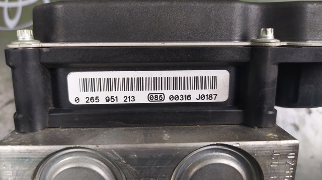 Sterownik ABS  hydrauliczny A2124312912 MERCEDES