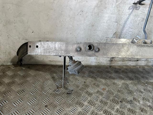Wzmocnienie zderzaka przedniego A2126200230 MERCEDES