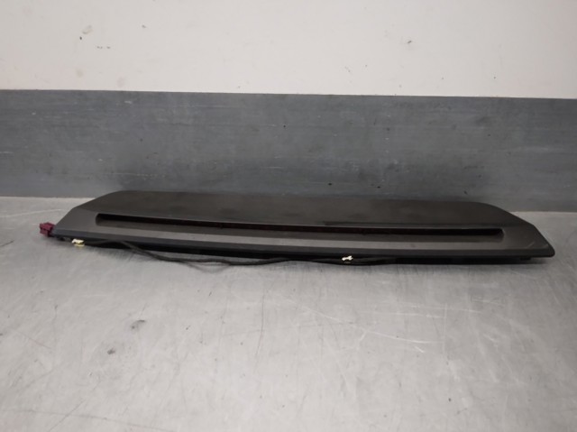 Lampa stop tylna dodatkowa A2126830130 MERCEDES
