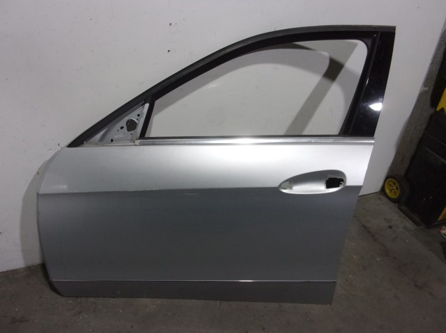 Drzwi przednie lewe A2127200105 MERCEDES