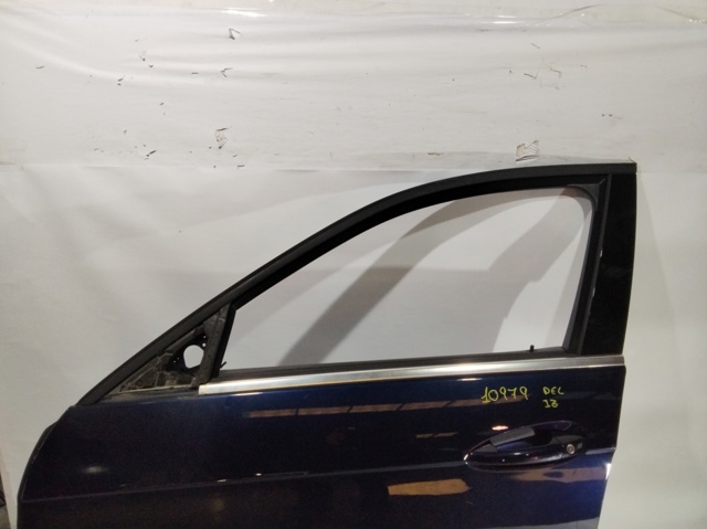 Drzwi przednie lewe A2127200105 MERCEDES