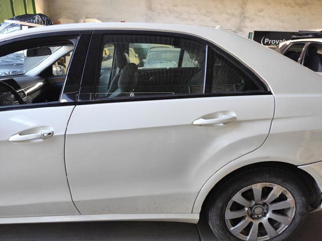 Drzwi tylne lewe A2127300105 MERCEDES