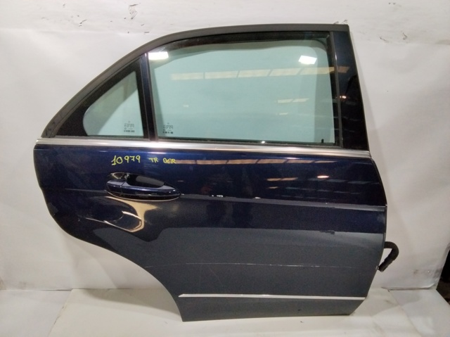 Drzwi tylne prawe A2127300205 MERCEDES