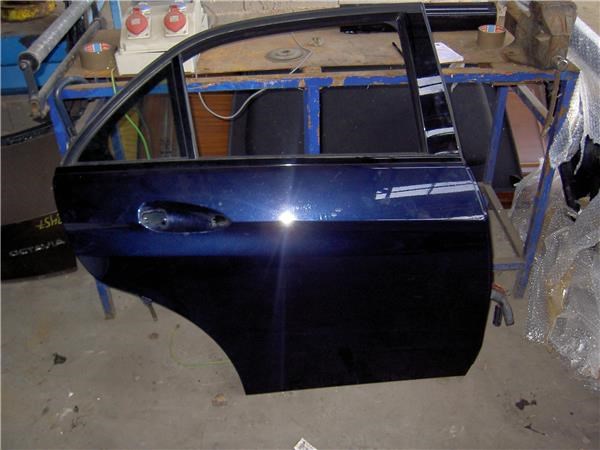Drzwi tylne prawe A2127300205 MERCEDES