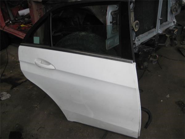 Drzwi tylne prawe A2127300205 MERCEDES