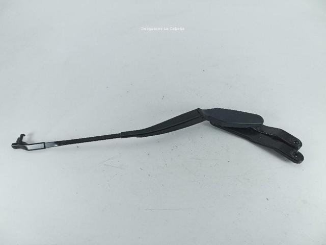 Ramię wycieraczki szyby przedniej A2128200944 MERCEDES