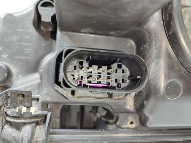 A2128208261 Mercedes
