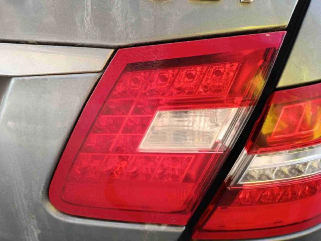 Lampa zespolona tylna prawa wewnętrzna A2129060258 MERCEDES