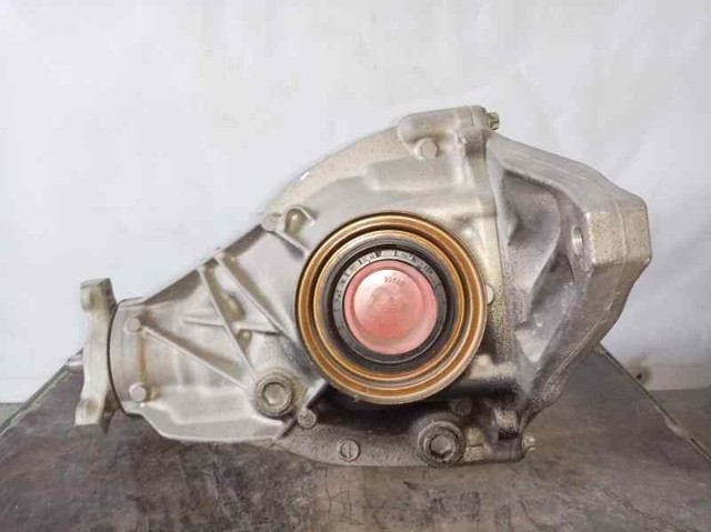 Pokrywa reduktora tylnego A2133510005 MERCEDES