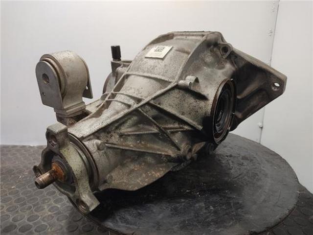 Pokrywa reduktora tylnego A2133510005 MERCEDES