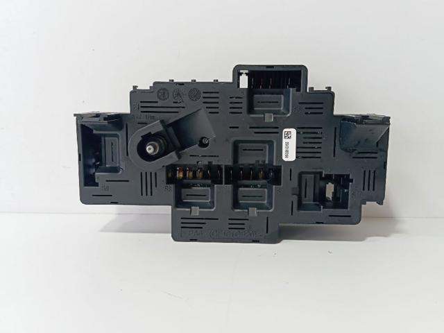 Skrzynka bezpieczników Mercedes E S213