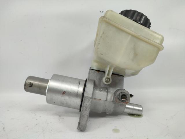 Zbiorniczek głównego cylindra hamulcowego (płynu hamulcowego) A2204300002 MERCEDES