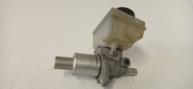 Zbiorniczek głównego cylindra hamulcowego (płynu hamulcowego) A2204300002 MERCEDES