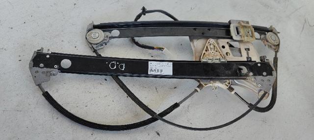 Mechanizm podnoszenia szyby drzwi przednich prawych A2207200446 MERCEDES