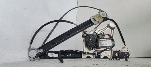 Mechanizm podnoszenia szyby drzwi przednich prawych A2207200446 MERCEDES