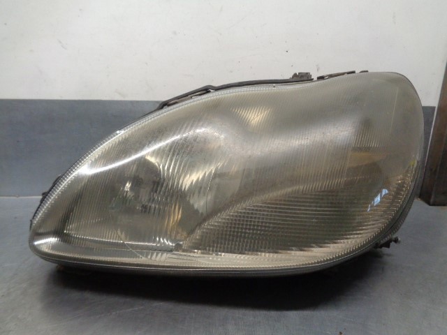 Reflektor lewy A2208200761 MERCEDES