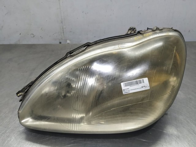Reflektor lewy A2208200761 MERCEDES