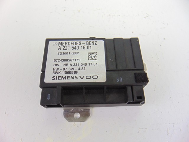 Sterownik pompy paliwa A2215401601 MERCEDES